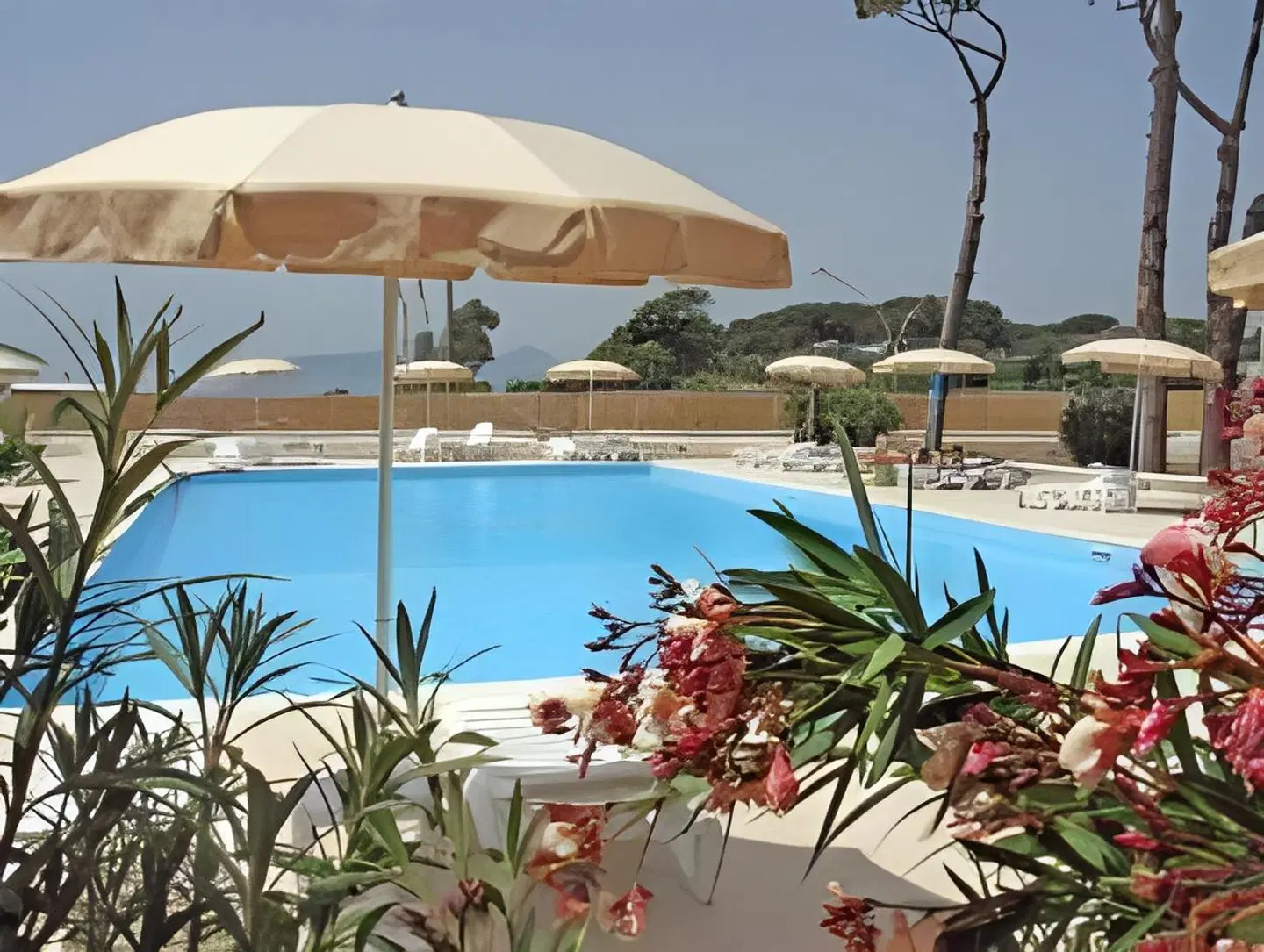 Torre Del Sole OUTDOOR_POOL