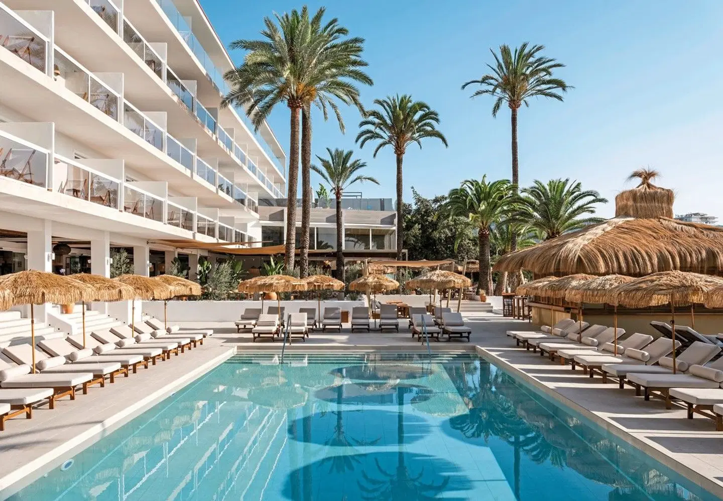 Zel Mallorca OUTDOOR_POOL