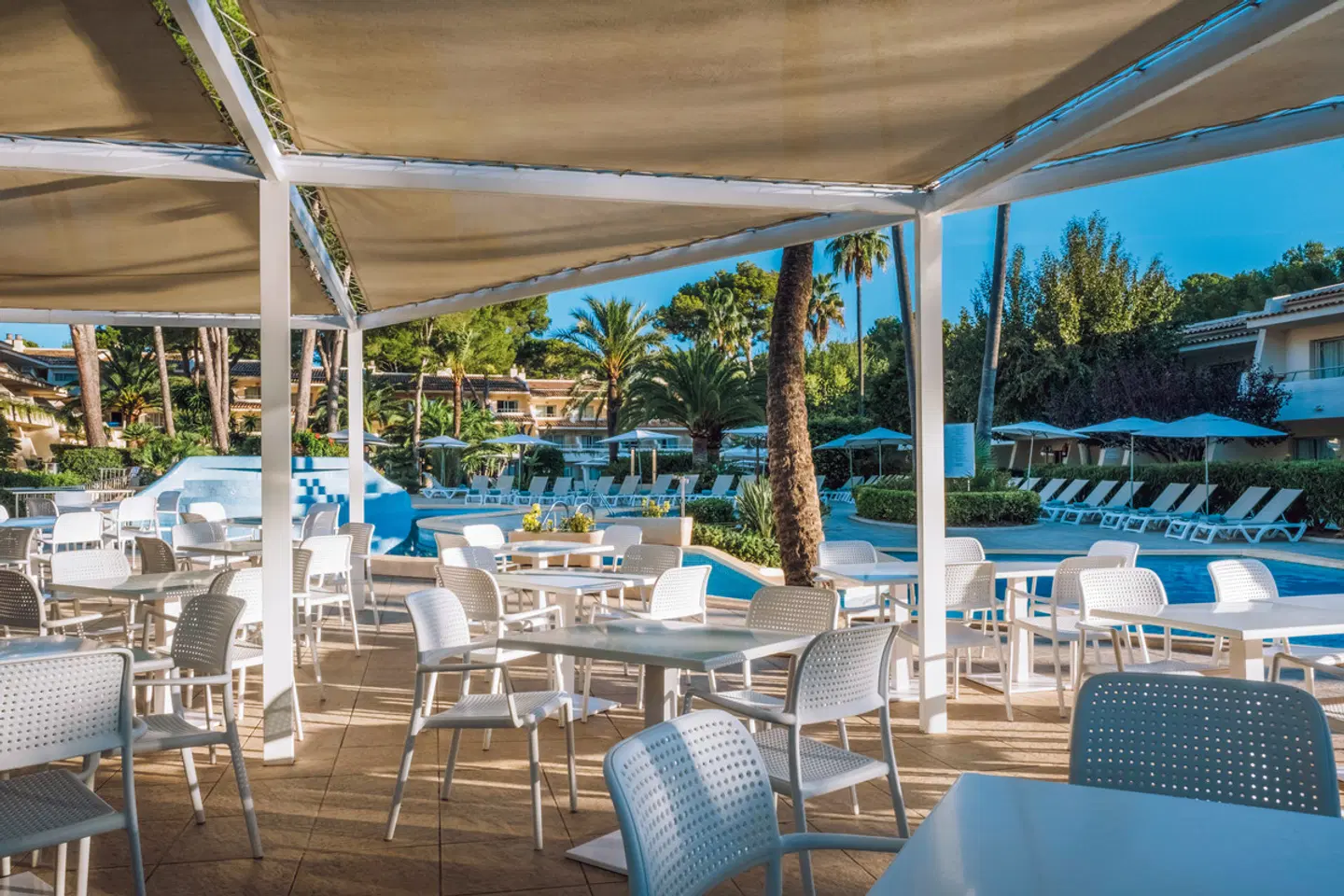 Iberostar Waves Pinos Park Terrasse