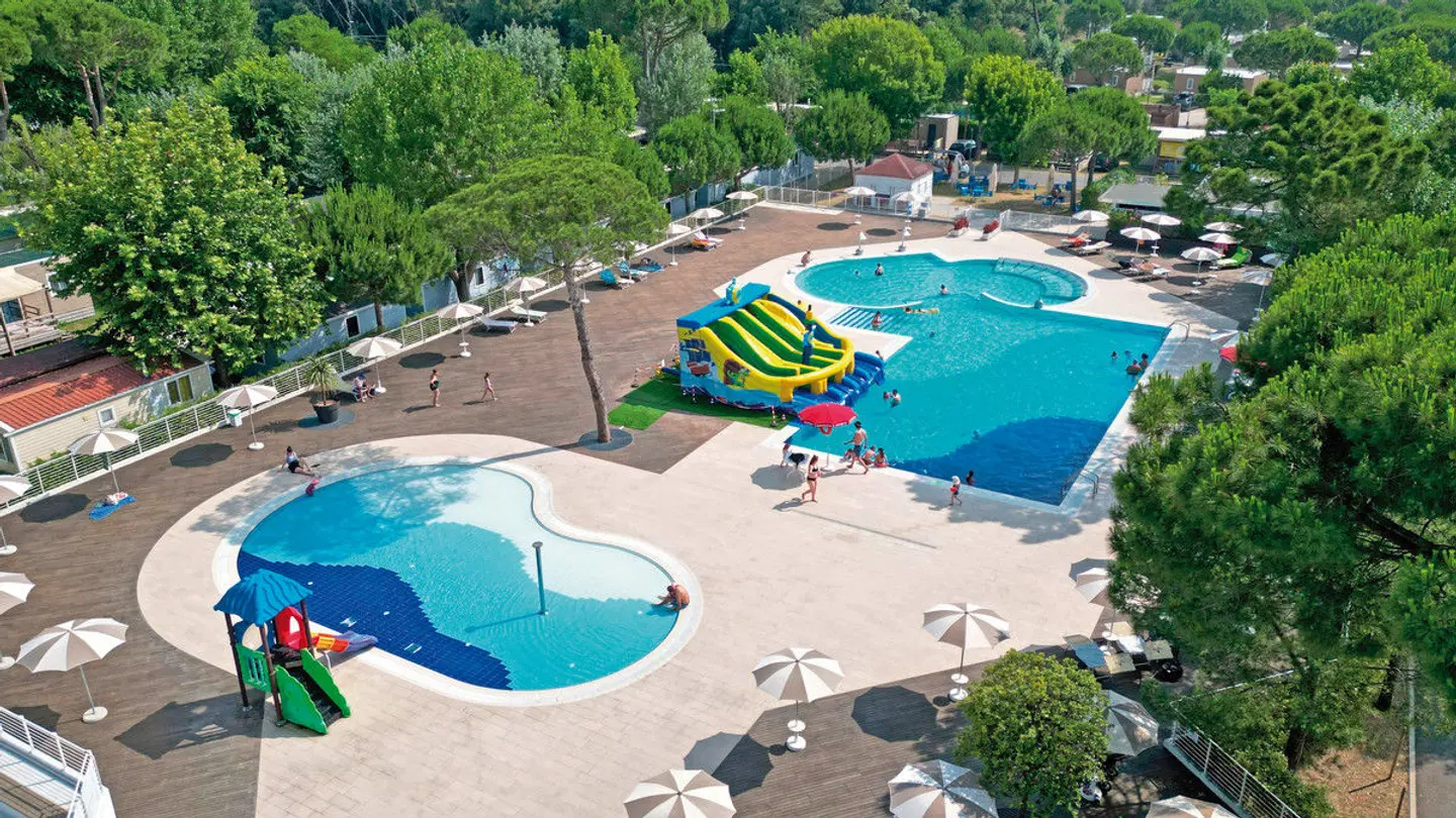 Marina Family Resort OUTDOOR_POOL