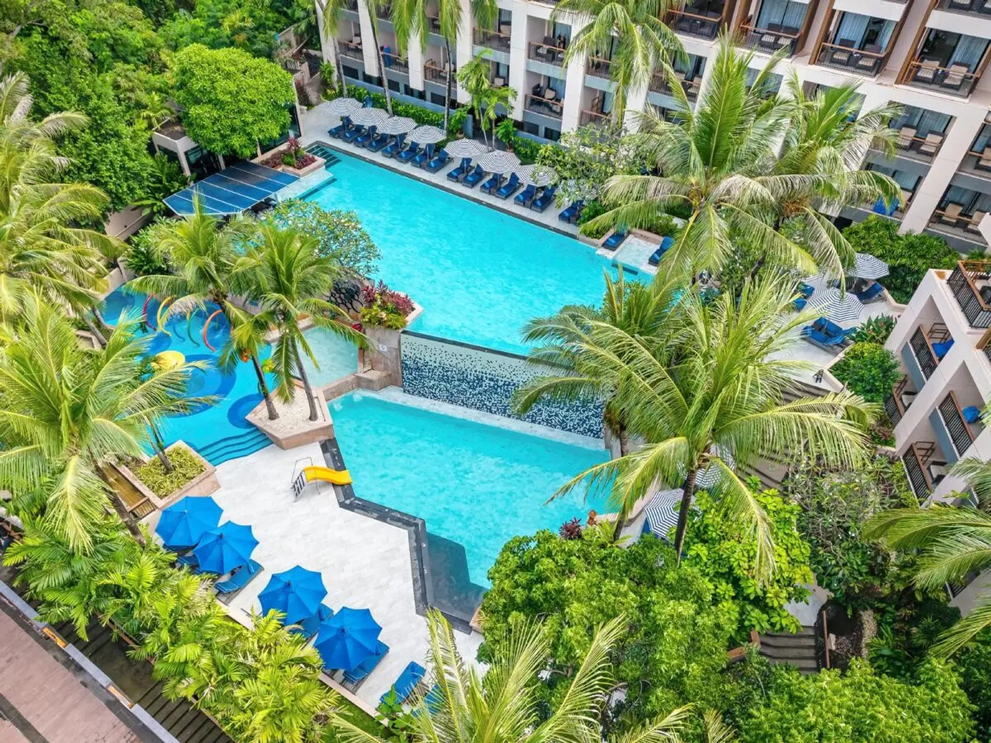 Novotel Phuket Kata Avista Resort & Spa OUTDOOR_POOL
