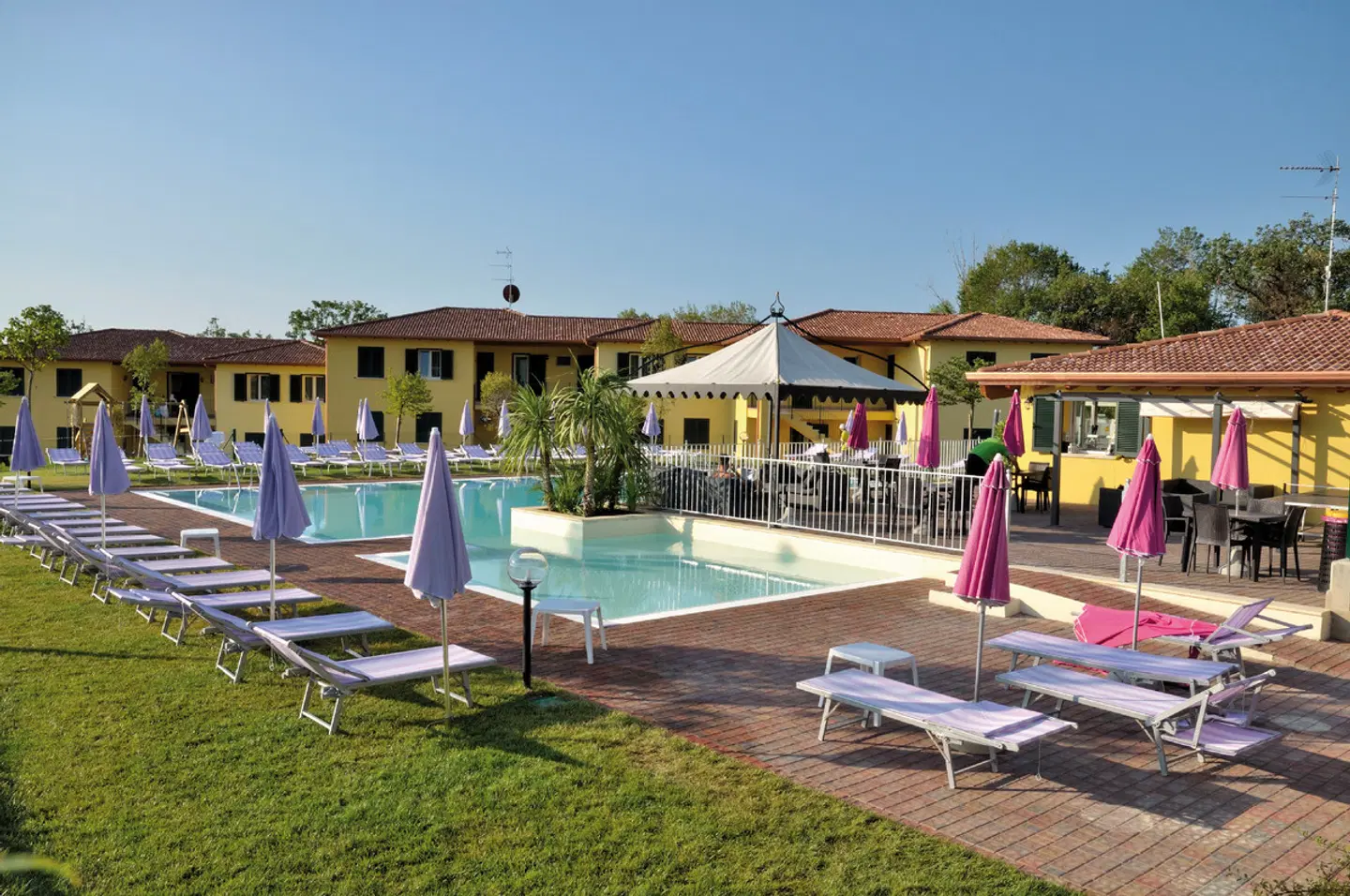 Residence Karina OUTDOOR_POOL
