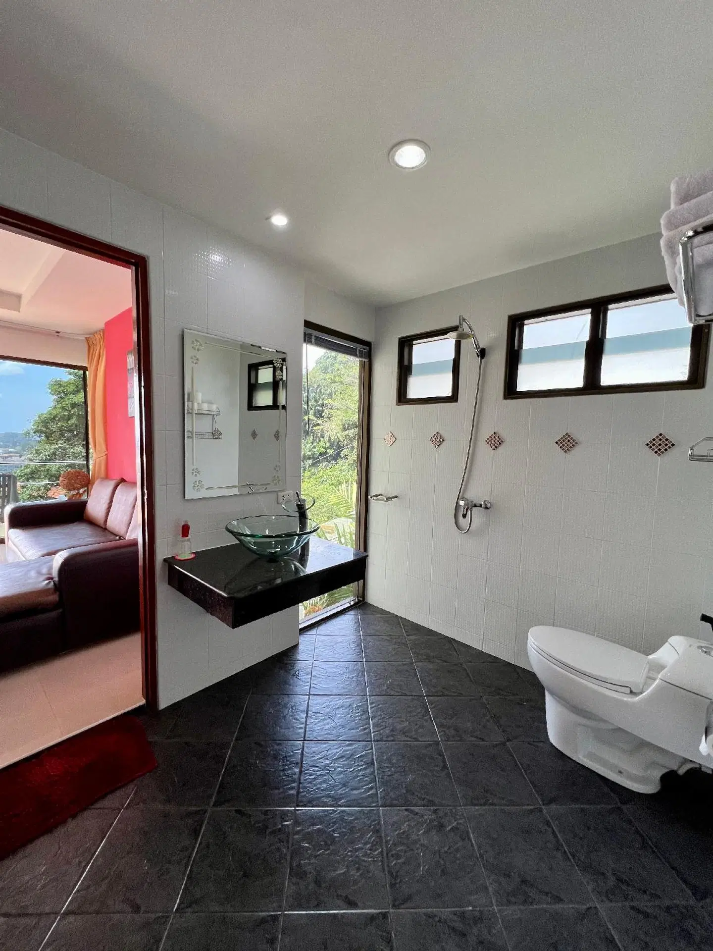 Mountain Seaview Luxury Apartments Badezimmer