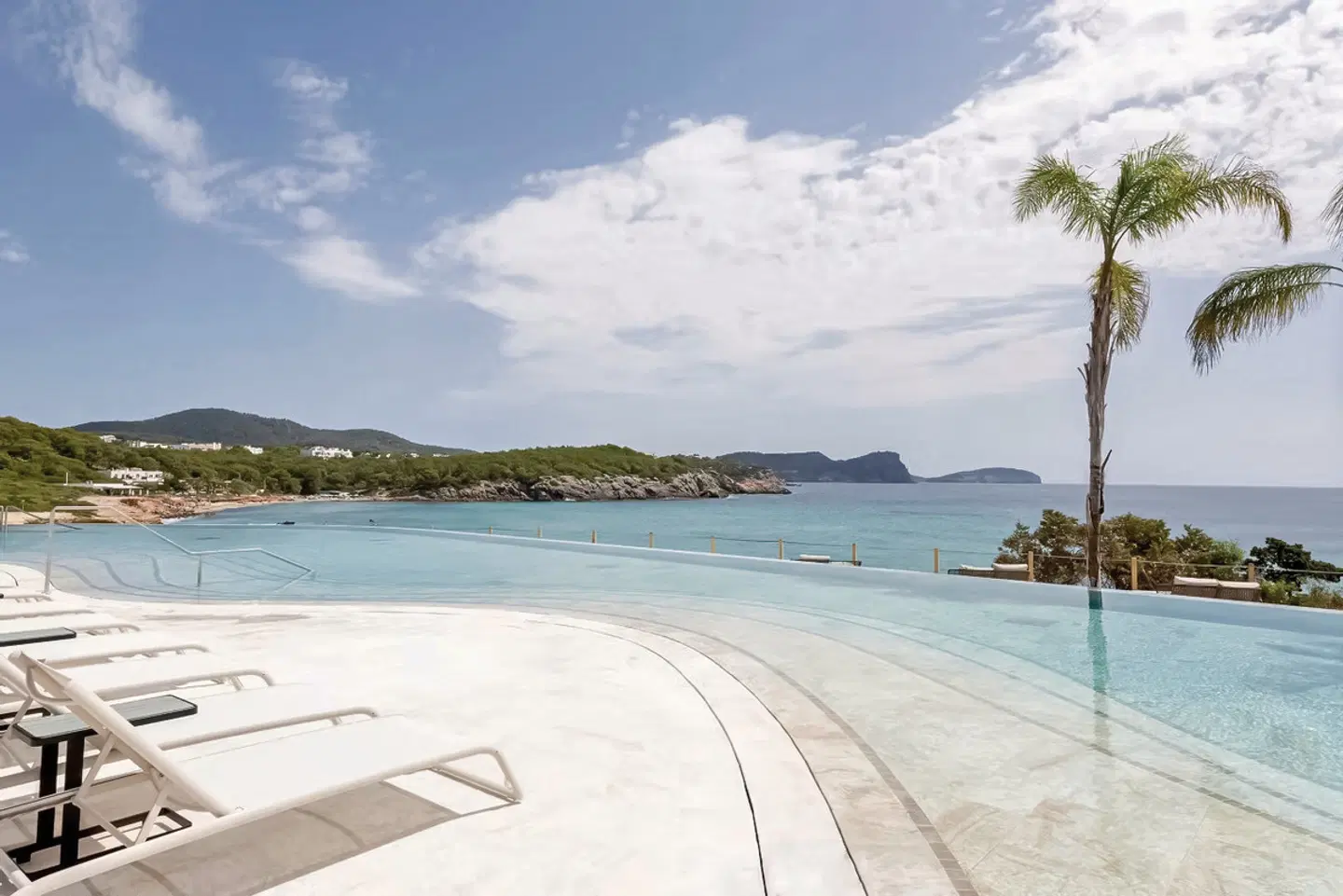 Bless Hotel Ibiza OUTDOOR_POOL