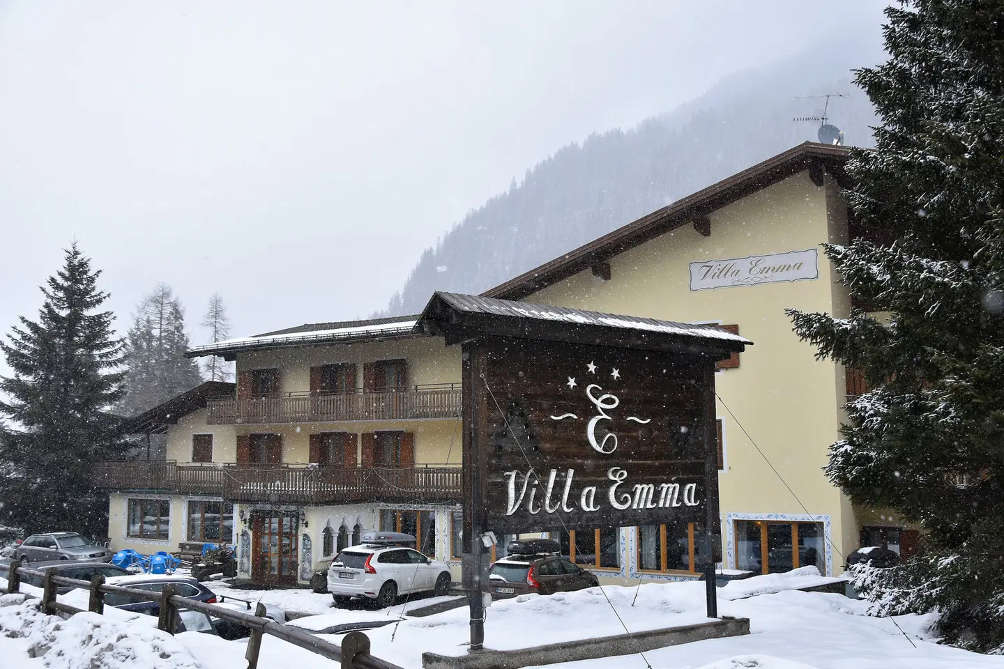 Villa Emma Hotel EXTERIOR