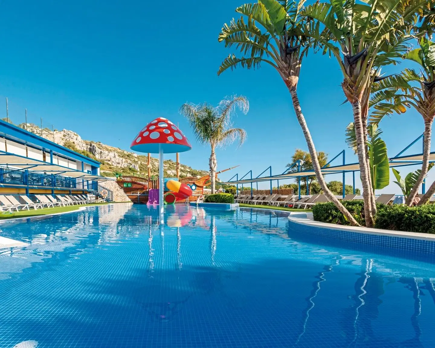Royal Son Bou Family Club OUTDOOR_POOL