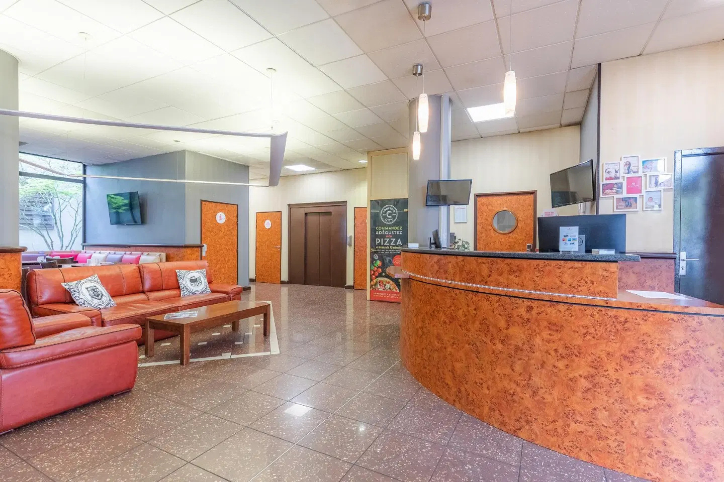 Appart'City Lyon Gerland LOUNGE_LOBBY