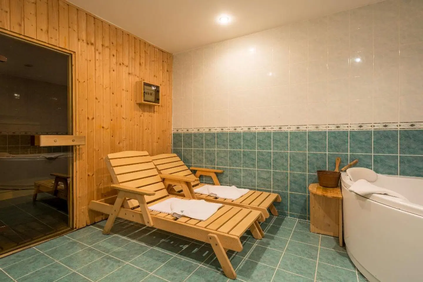 Prague Centre Superior HEALTH_BEAUTY