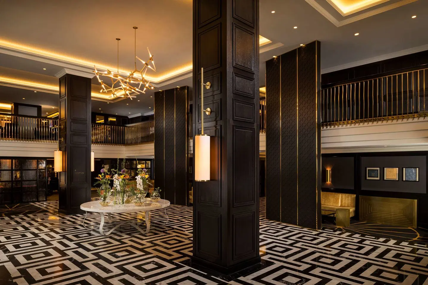 Hilton Vienna Plaza LOUNGE_LOBBY
