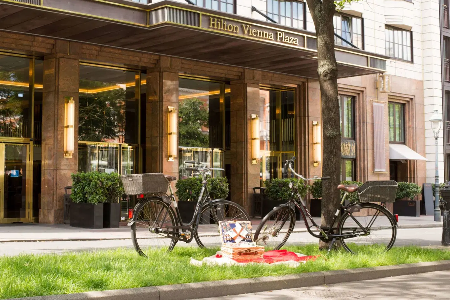 Hilton Vienna Plaza Terrasse
