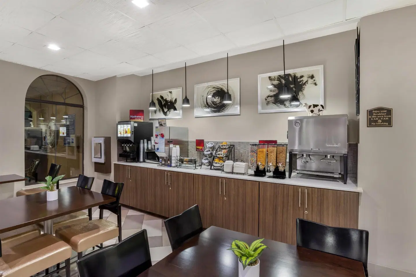 Best Western Heritage Inn Bar