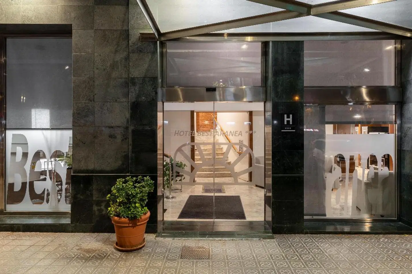 Aranea LOUNGE_LOBBY
