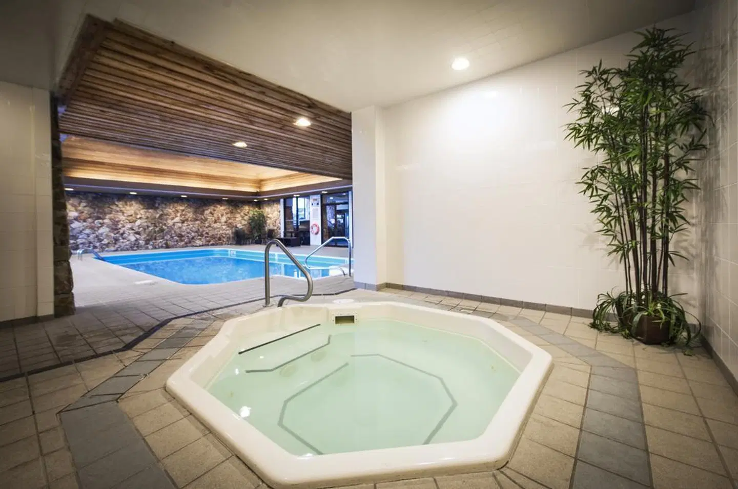 The Thompson Hotel & Conference Centre HEALTH_BEAUTY