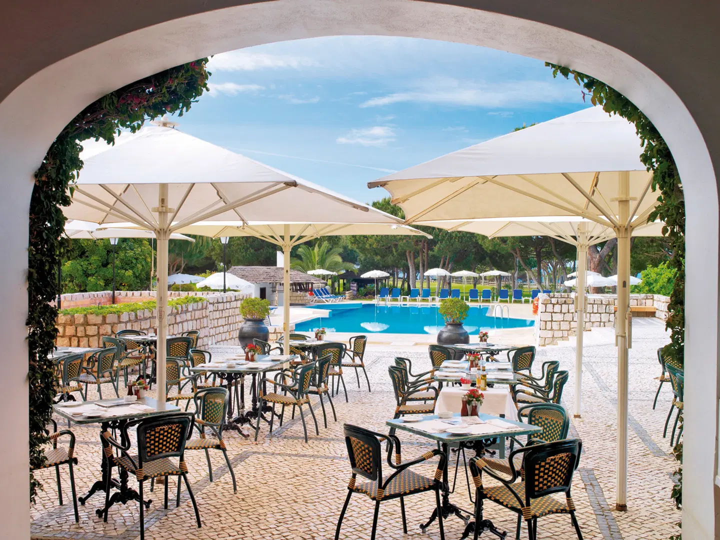 Pine Cliffs Resort: Pine Cliffs Ocean Suites & Spa Restaurant