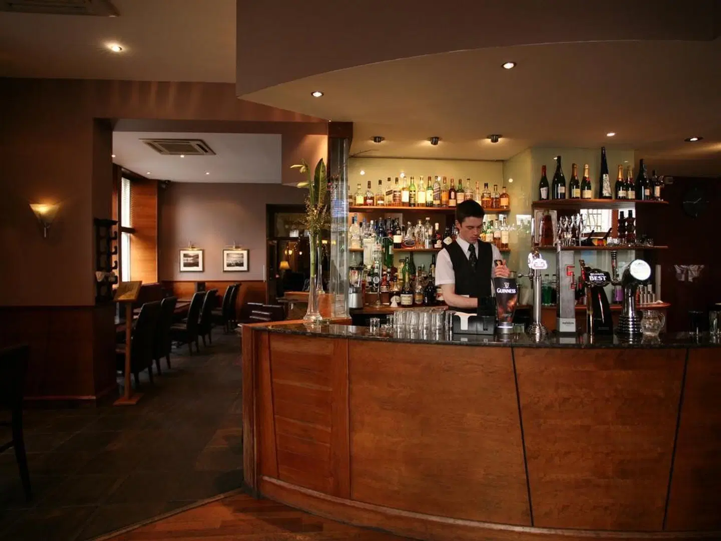 The Royal Highland Bar