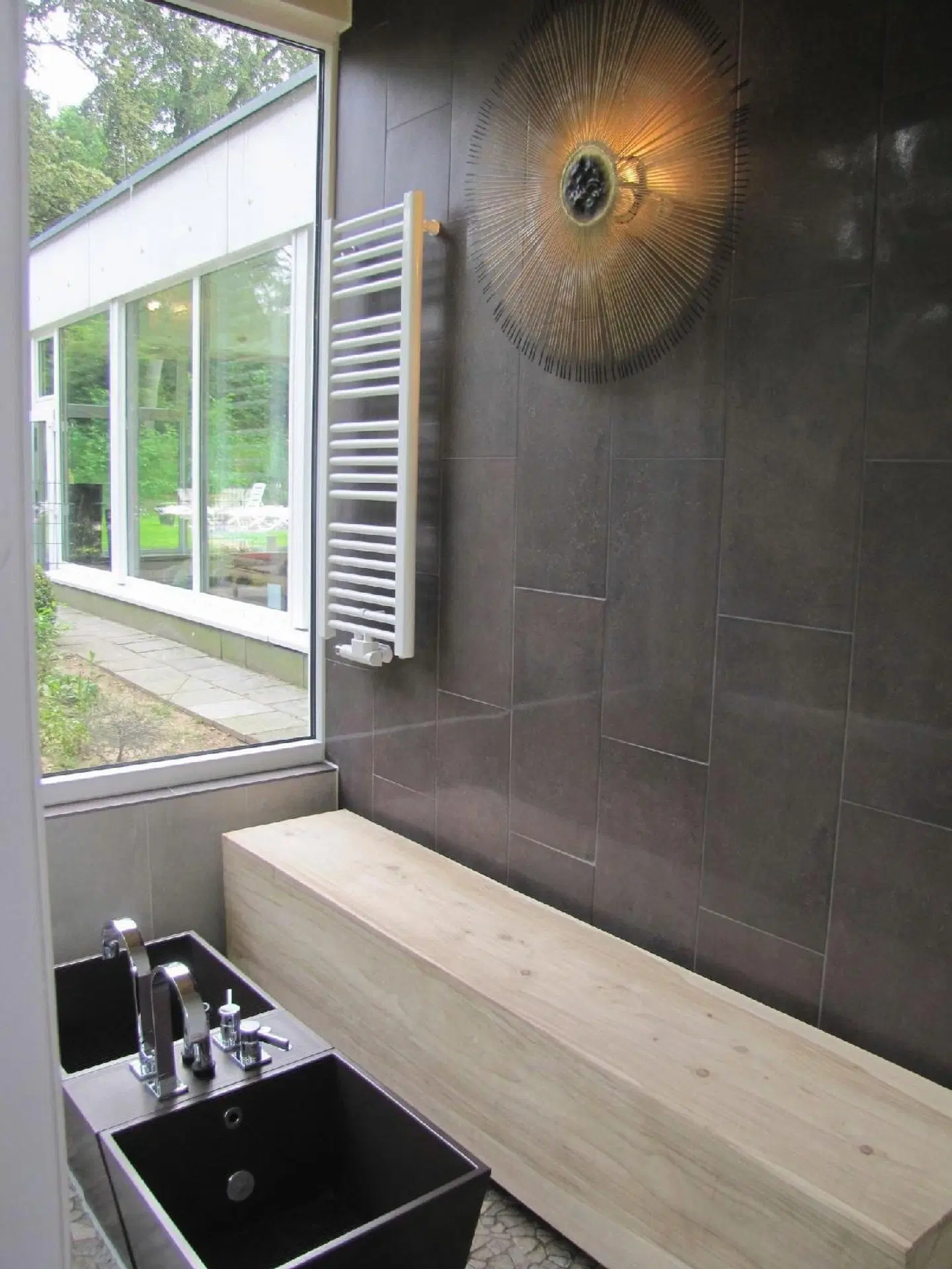 Waldhotel Tannenhäuschen Badezimmer