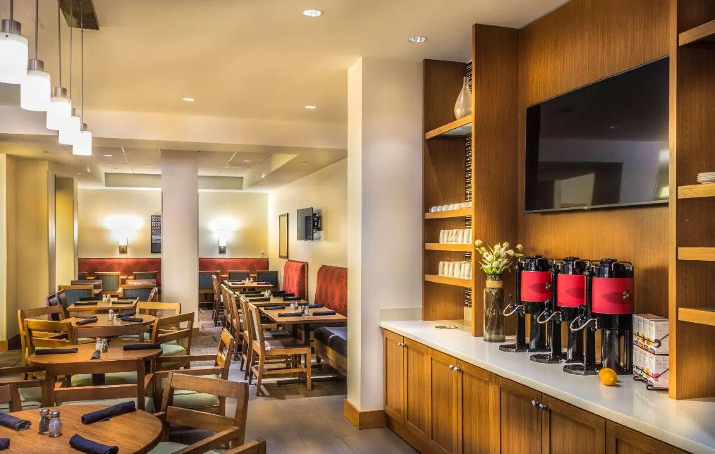 Hyatt Place Washington DC/White House Bar