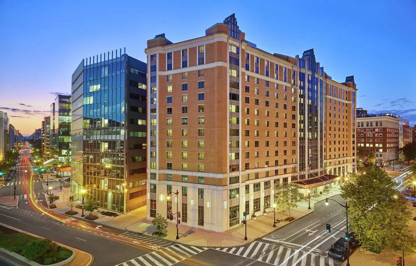 Embassy Suites by Hilton Washington D.C. - Convention Center EXTERIOR