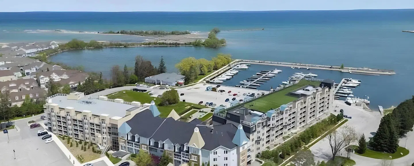 Living Water Resort EXTERIOR