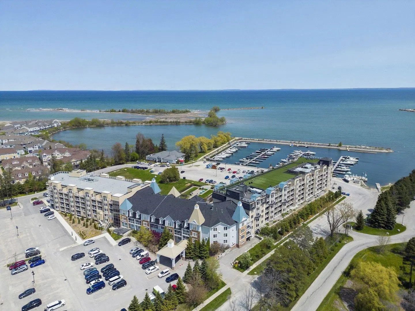 Living Water Resort EXTERIOR