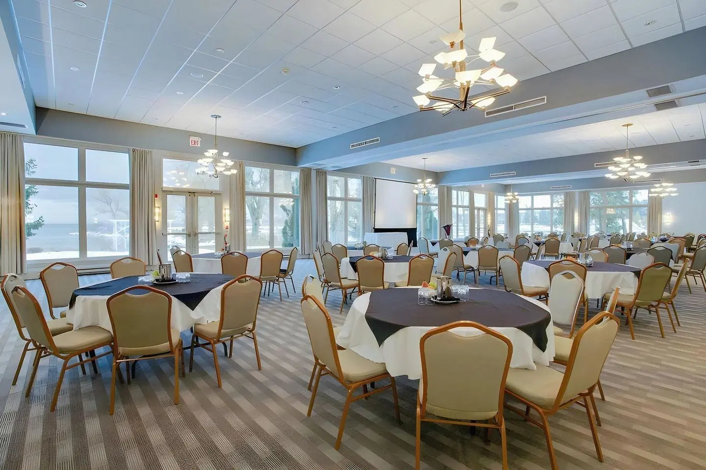 Living Water Resort Restaurant