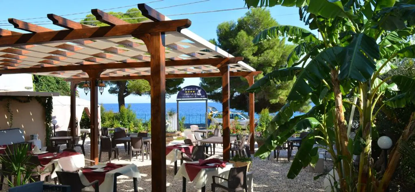 ChrisMare Hotel Bar