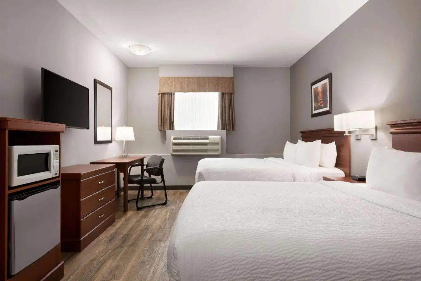 Days Inn Hamilton ROOM_EXAMPLE