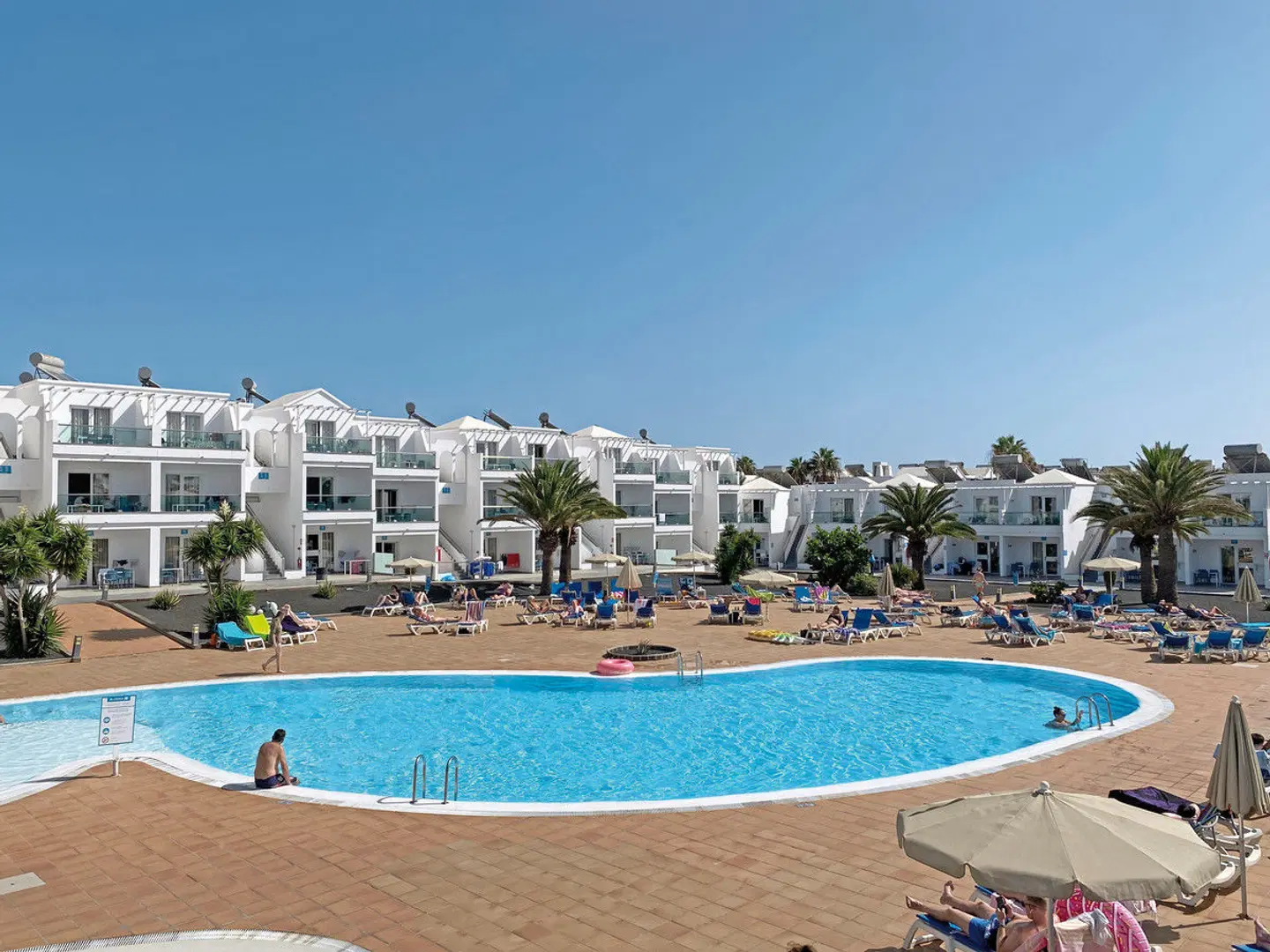 Plaza Palmeras OUTDOOR_POOL