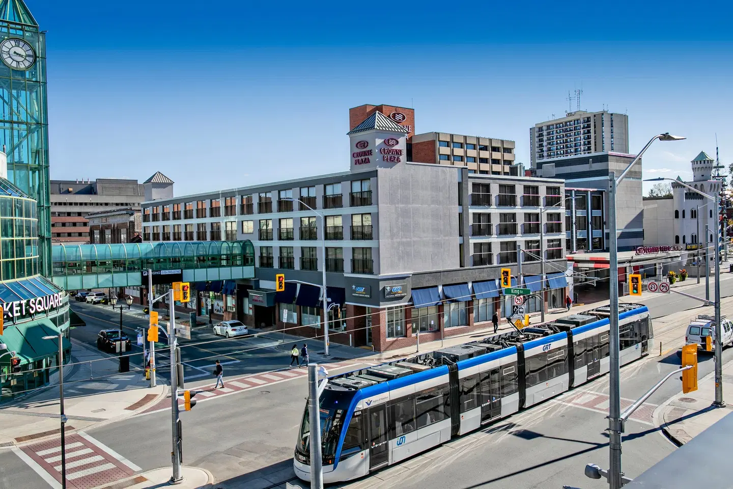 Crowne Plaza Kitchener-Waterloo by IHG EXTERIOR