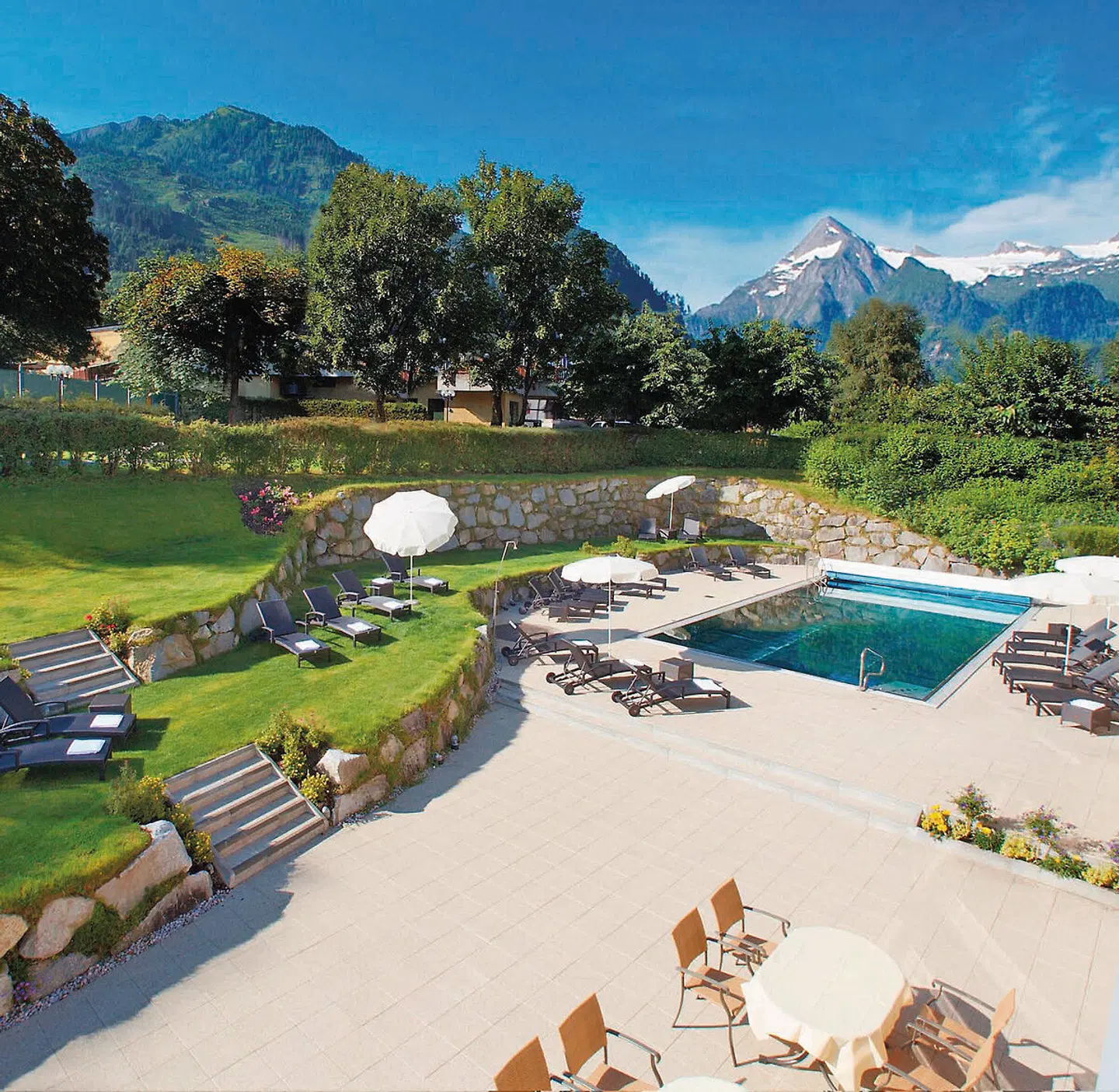 Das Alpenhaus Kaprun OUTDOOR_POOL