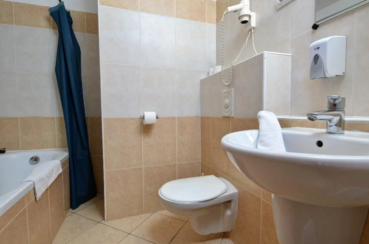 Agape Apartments Badezimmer