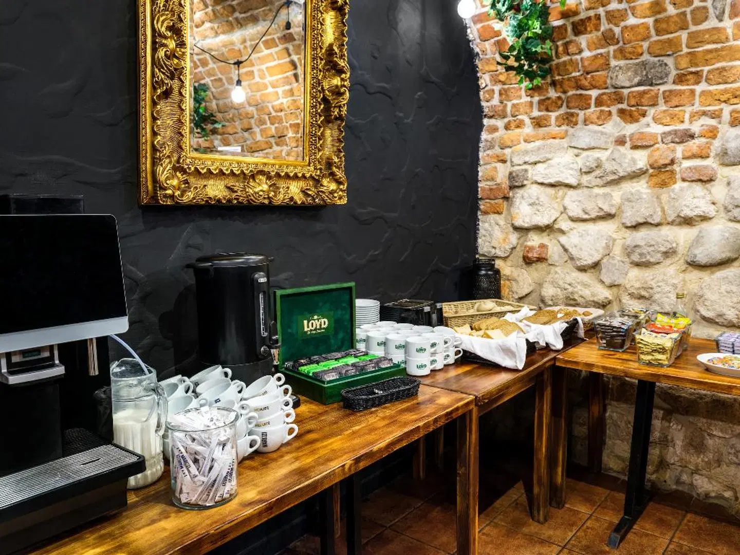 Rezydent Restaurant