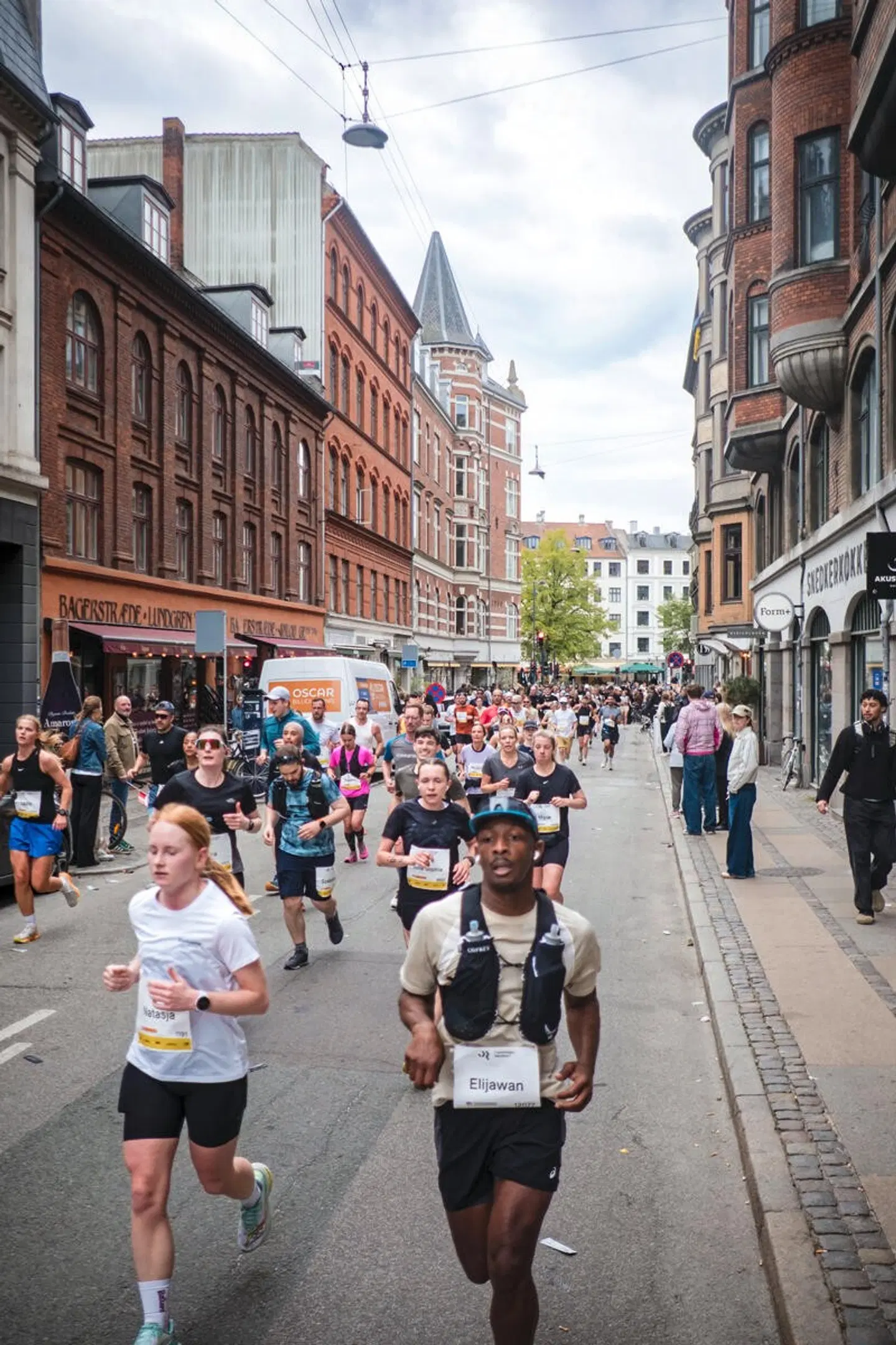 Fairfield by Marriott Copenhagen Nordhavn - inkl. Startnummer Kopenhagen Marathon PEOPLE