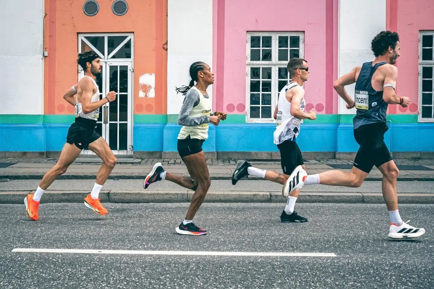 Fairfield by Marriott Copenhagen Nordhavn - inkl. Startnummer Kopenhagen Marathon PEOPLE