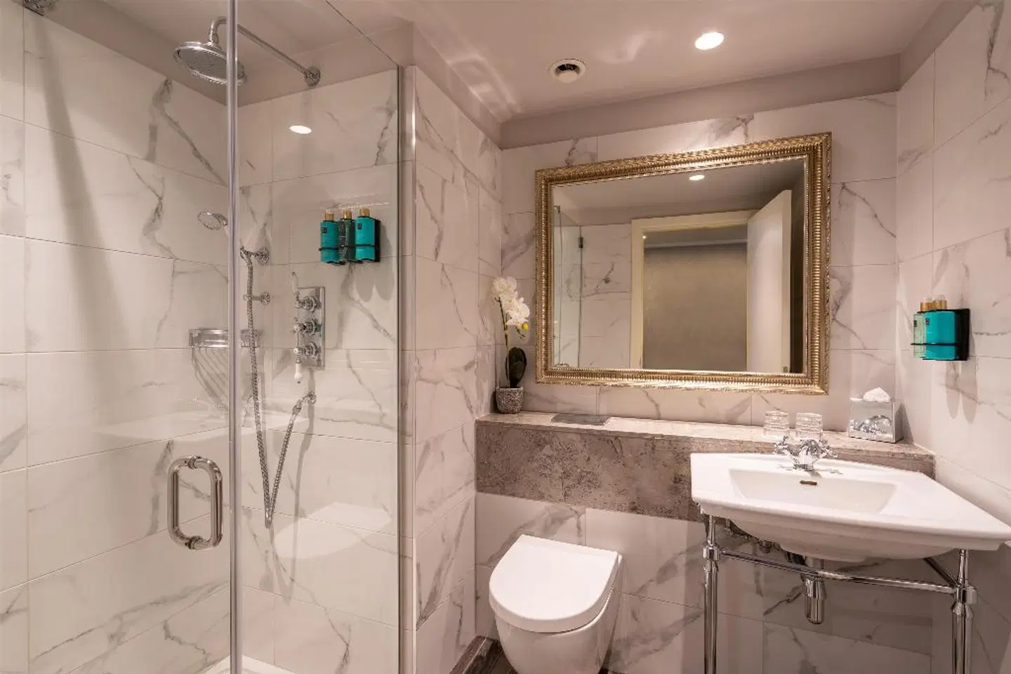 Trinity City Hotel Badezimmer
