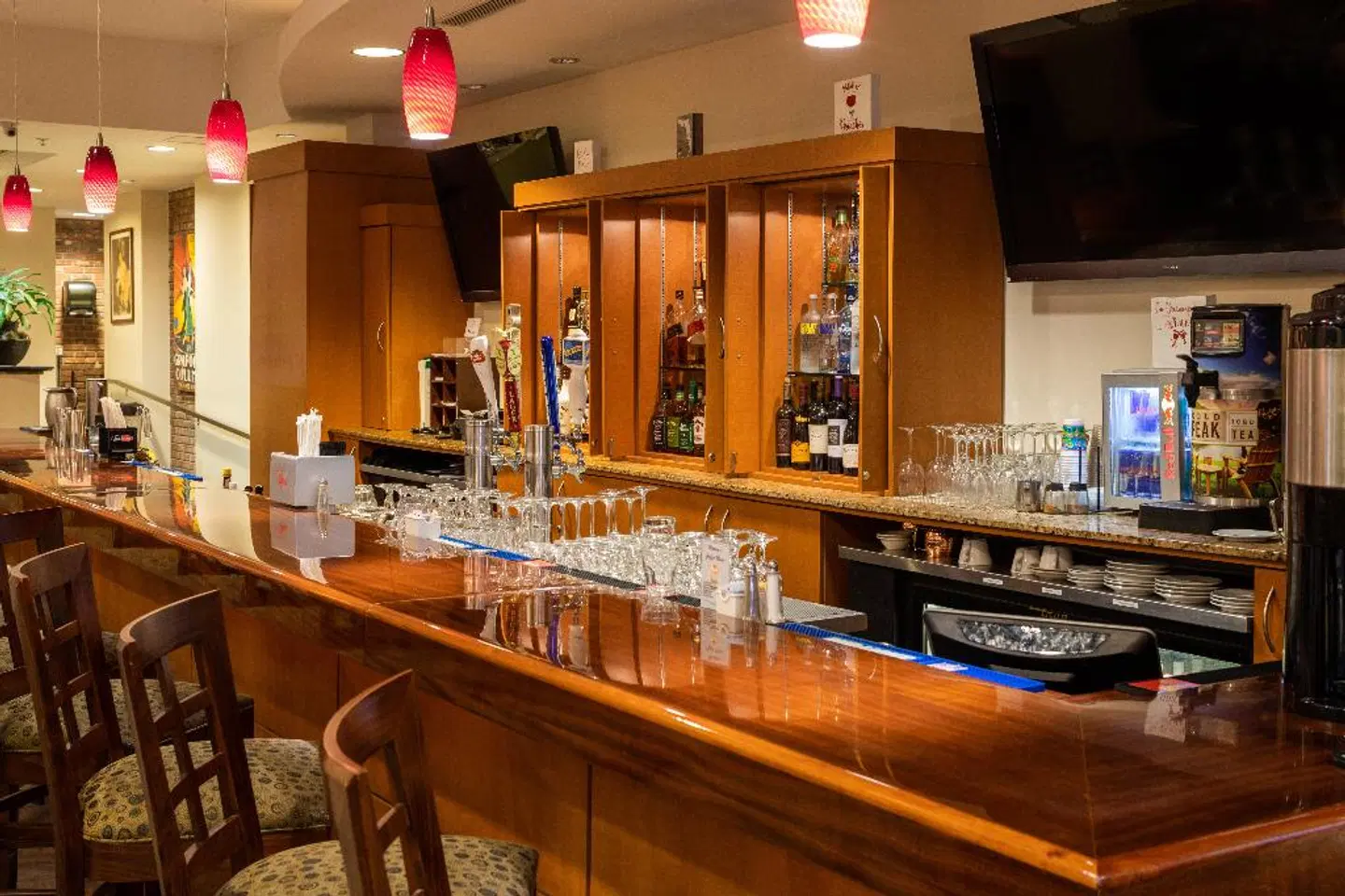 Holiday Inn Port of Miami-Downtown Bar