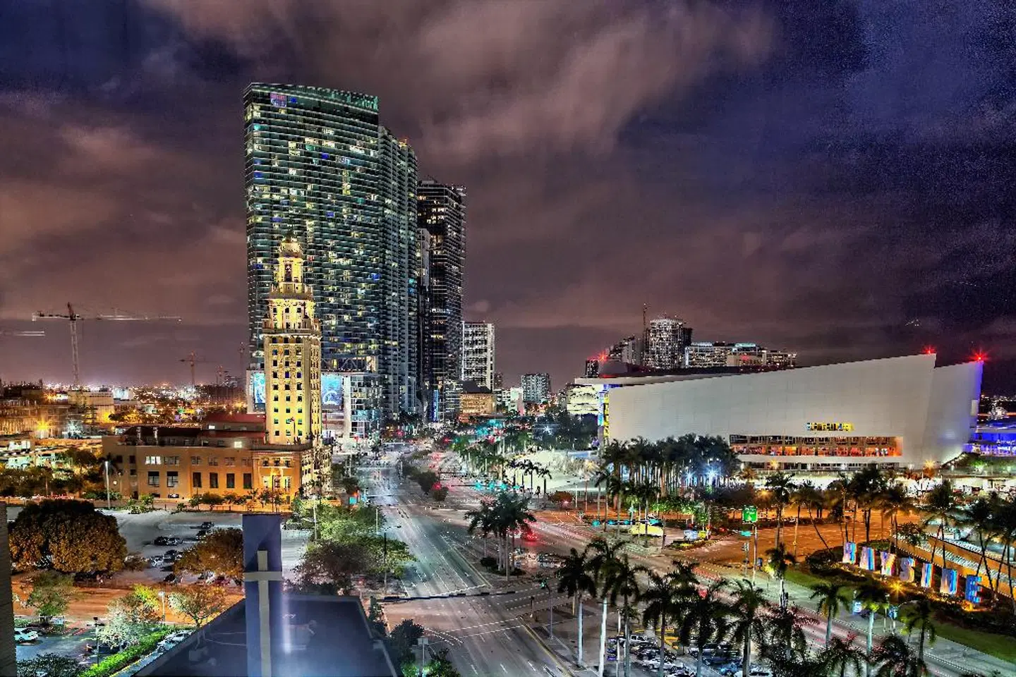 Holiday Inn Port of Miami-Downtown EXTERIOR
