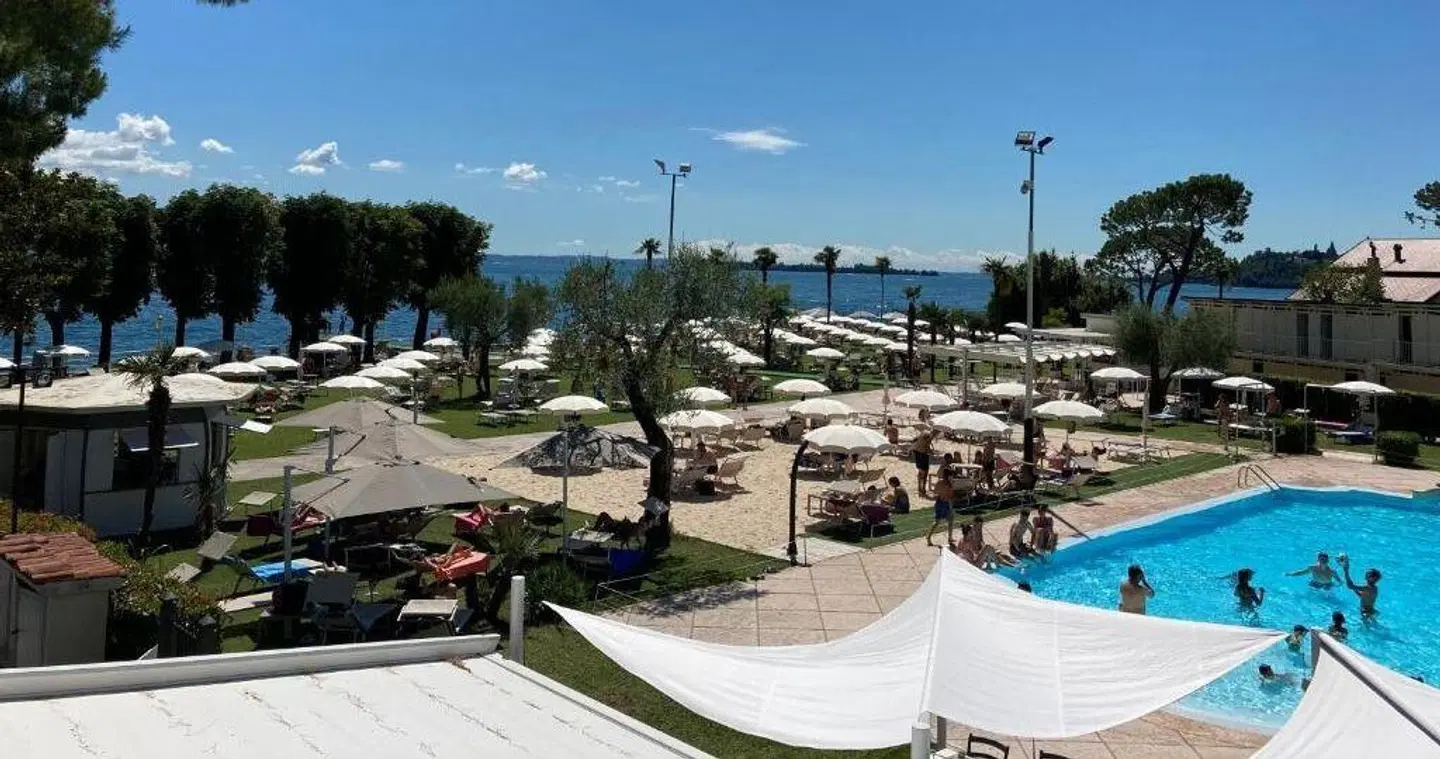 Hotel Atelier Gardone RIviera Centro & Beach Terrasse