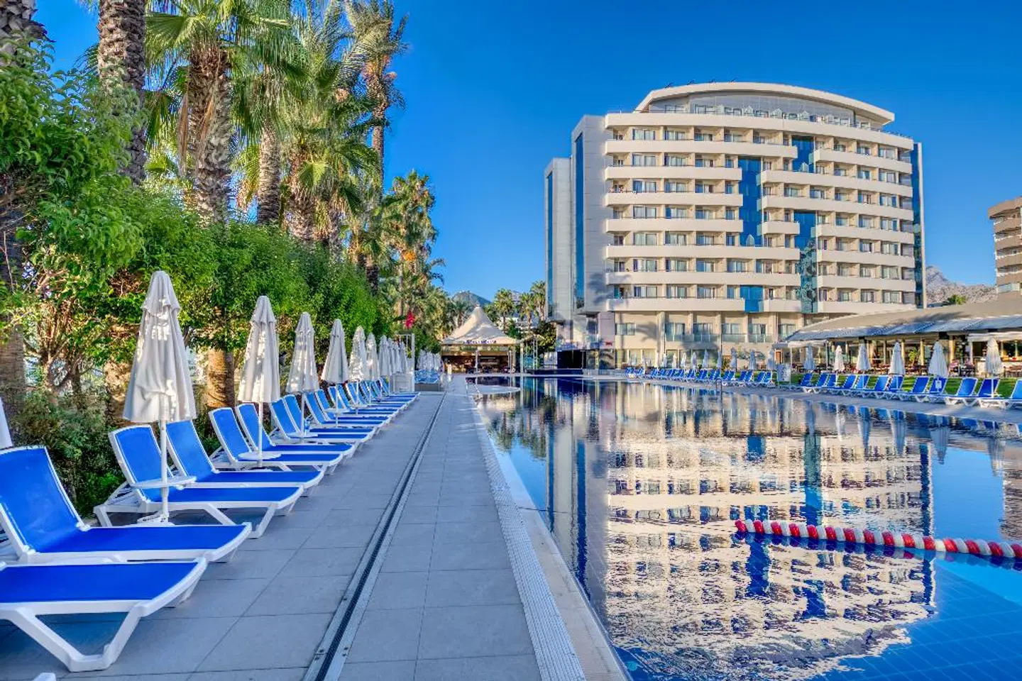 Porto Bello Hotel Resort & Spa EXTERIOR