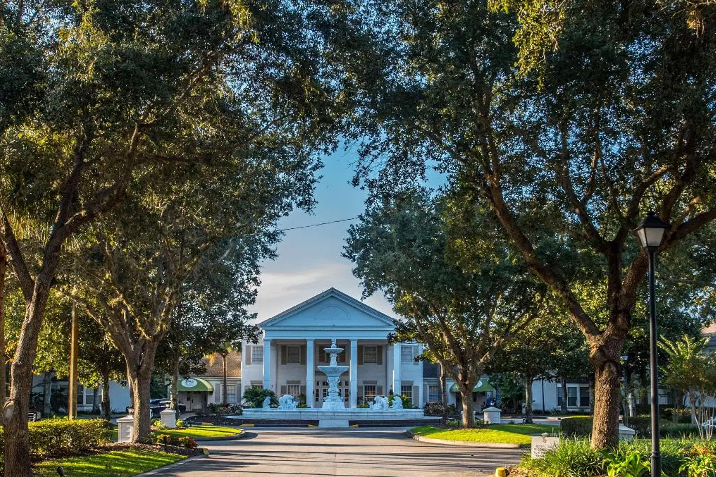 Plantation on Crystal River EXTERIOR