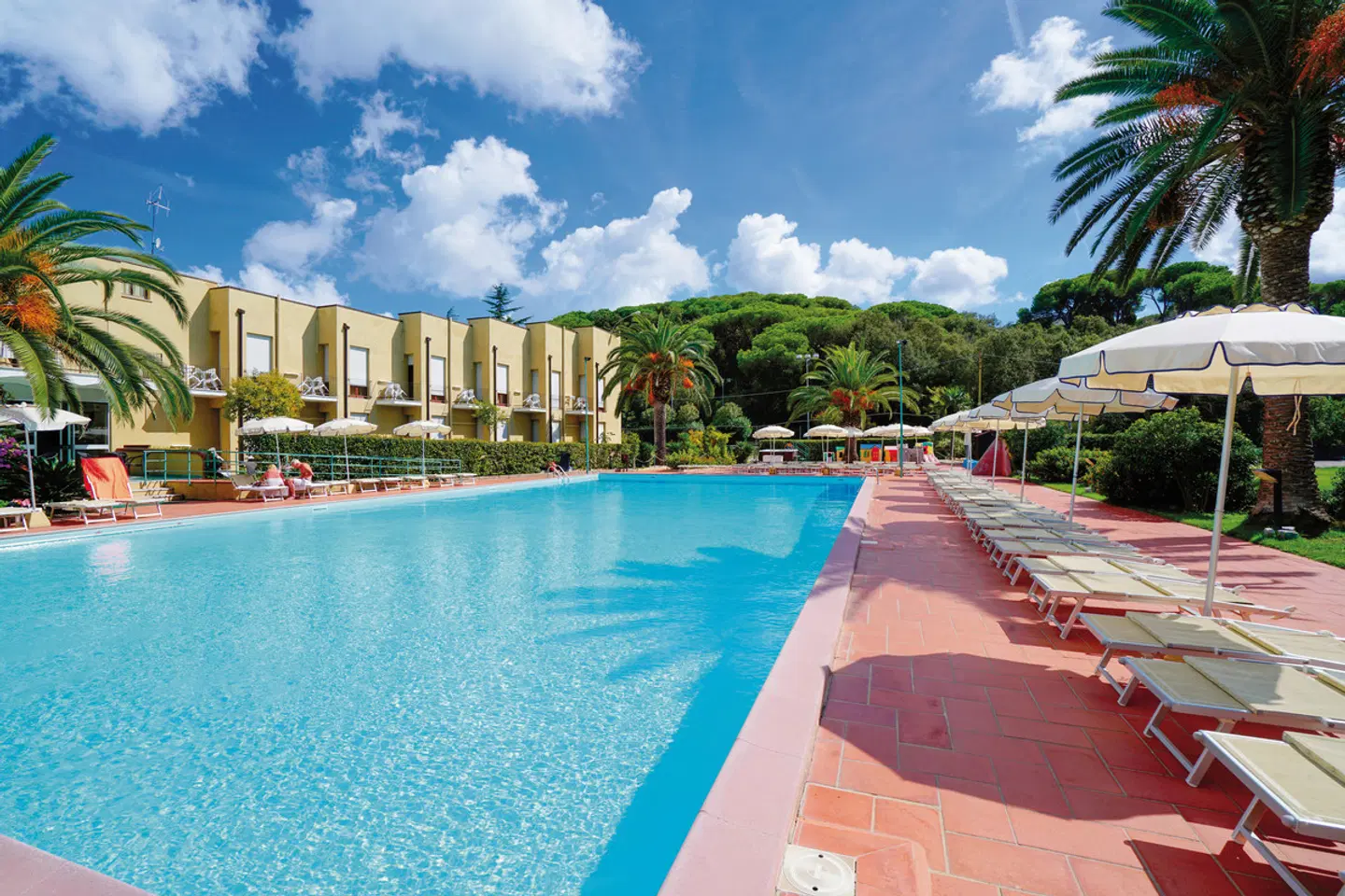 Le Acacie Residence OUTDOOR_POOL