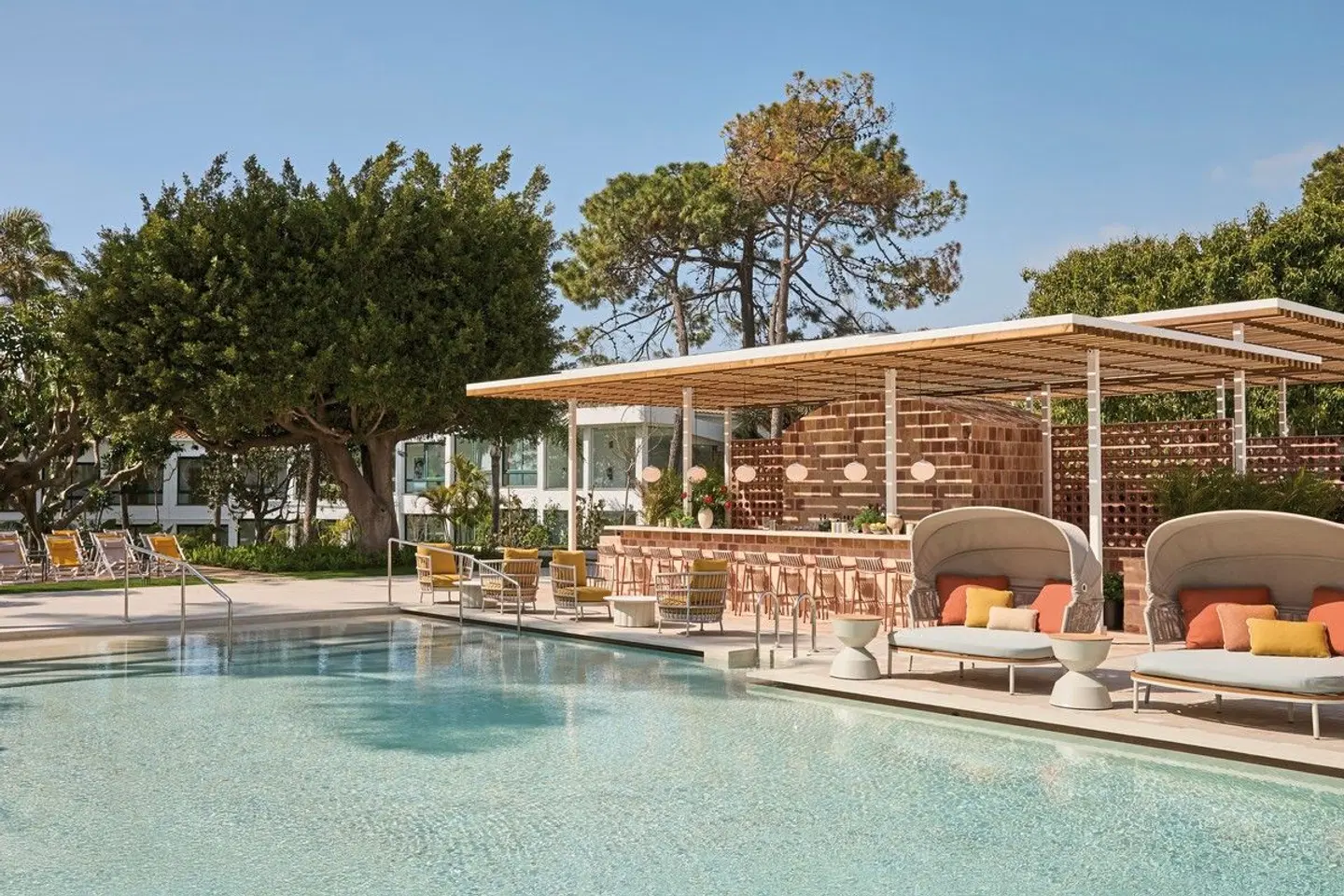 Kimpton Los Monteros OUTDOOR_POOL