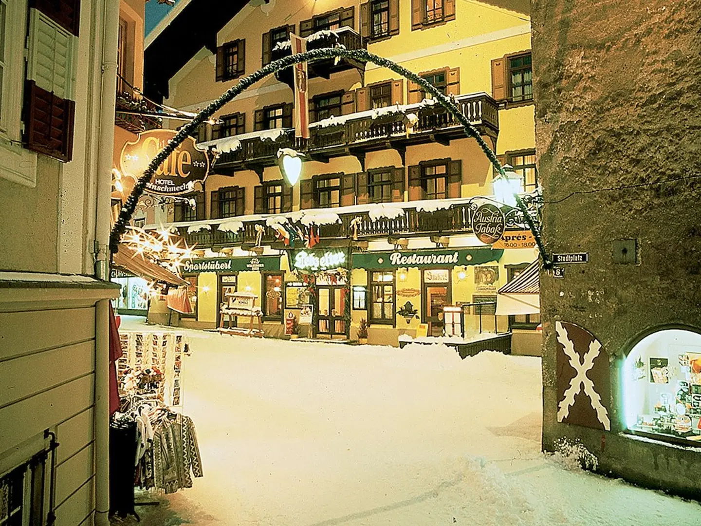 Hotel Lebzelter EXTERIOR