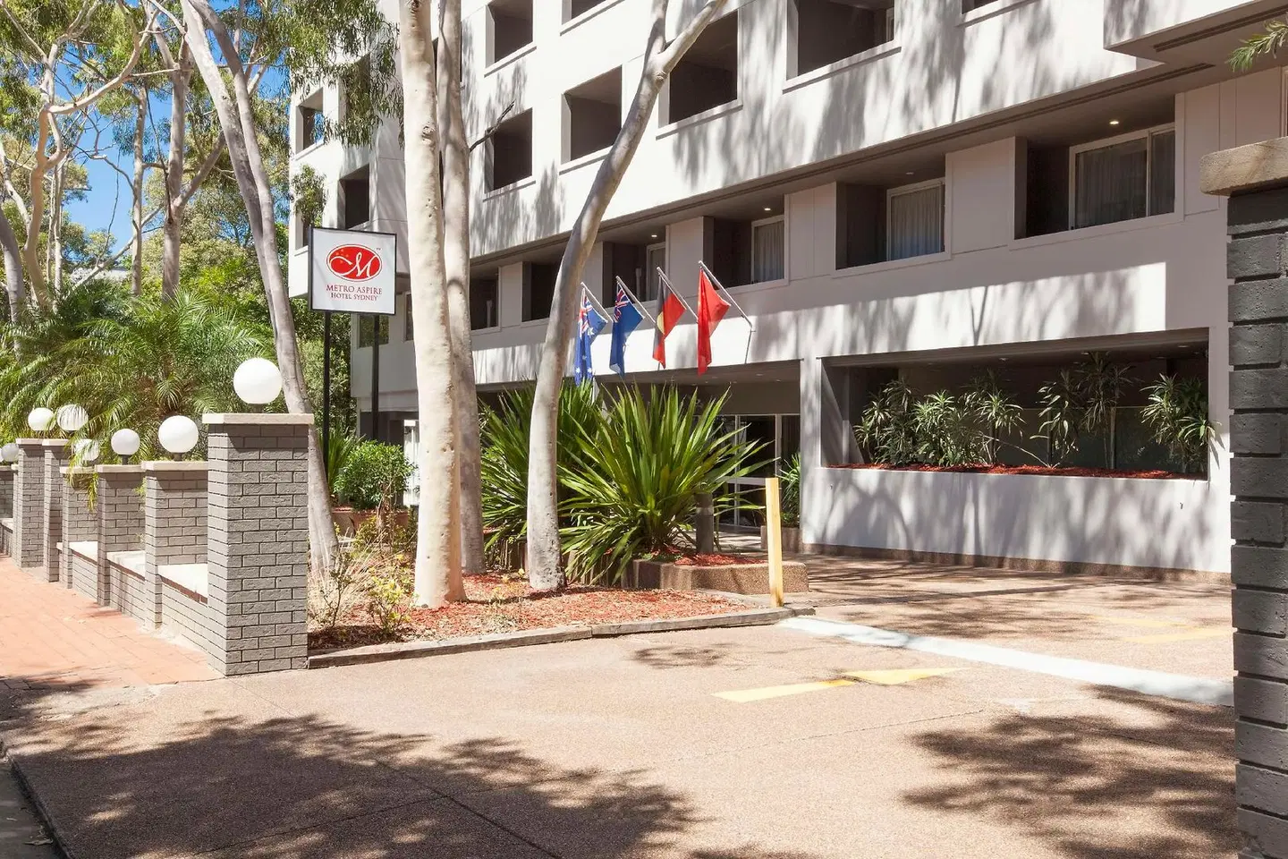 Metro Aspire Hotel, Sydney EXTERIOR