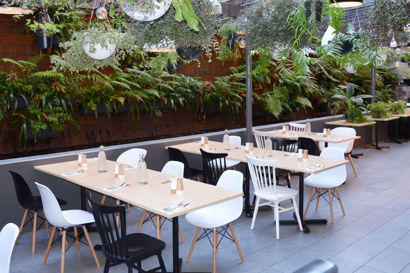 Metro Aspire Hotel, Sydney Terrasse
