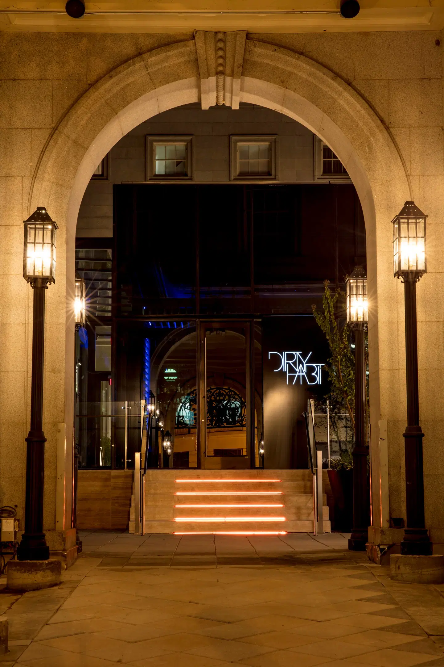 Kimpton Hotel Monaco Washington DC by IHG EXTERIOR