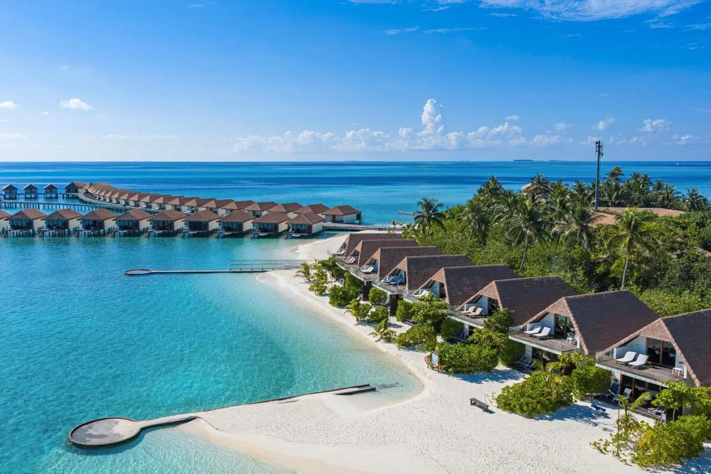 Cinnamon Velifushi Maldives Strand