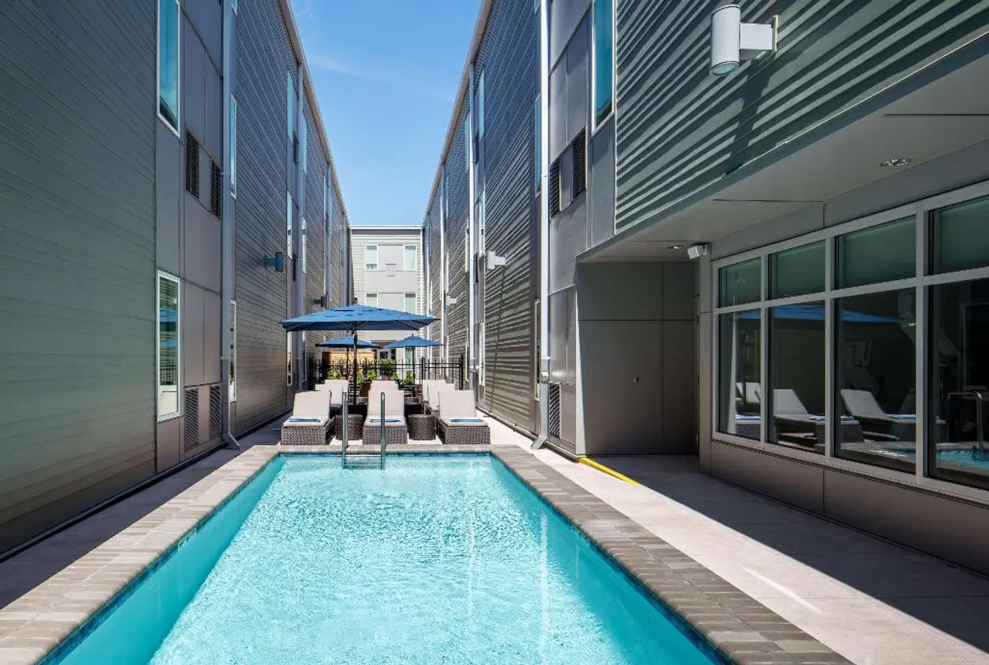 Homewood Suites by Hilton New Orleans French Quarter OUTDOOR_POOL