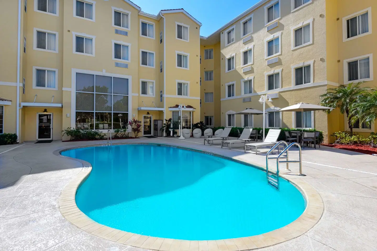 Homewood Suites by Hilton Bonita Springs, FL OUTDOOR_POOL