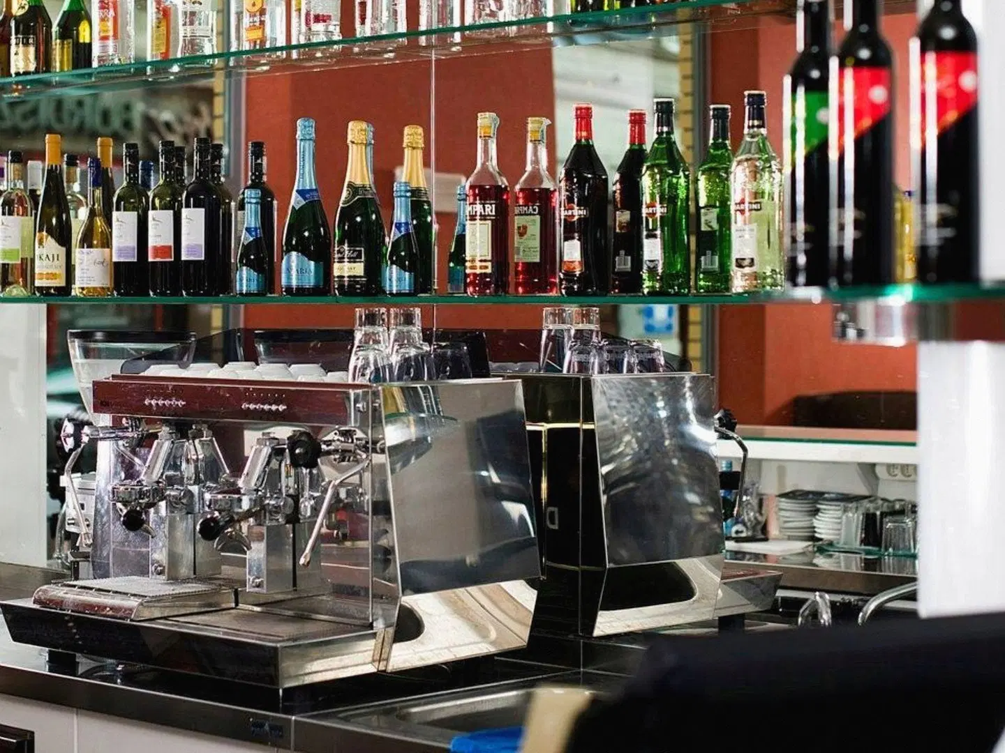 Royal Park Boutique Hotel Bar